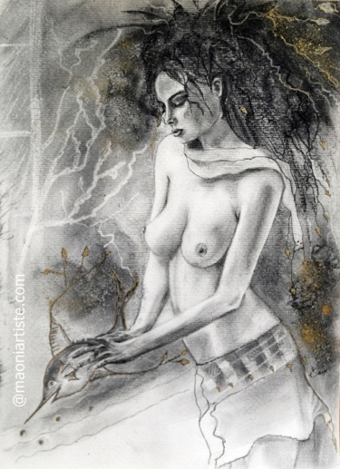 Portrait au fusain Jeune femme poitrine nue avec un poisson entre les mains