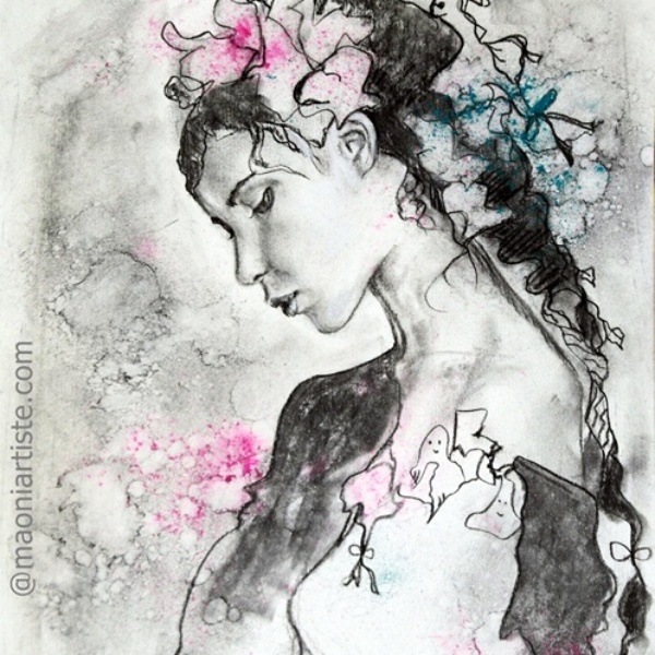 PORTRAIT de femme romantique au fusain et pigments sur papier, portrait de profil d'une femme de l'artiste Maoni