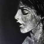 MID - portrait à la craie blanche sur papier noir