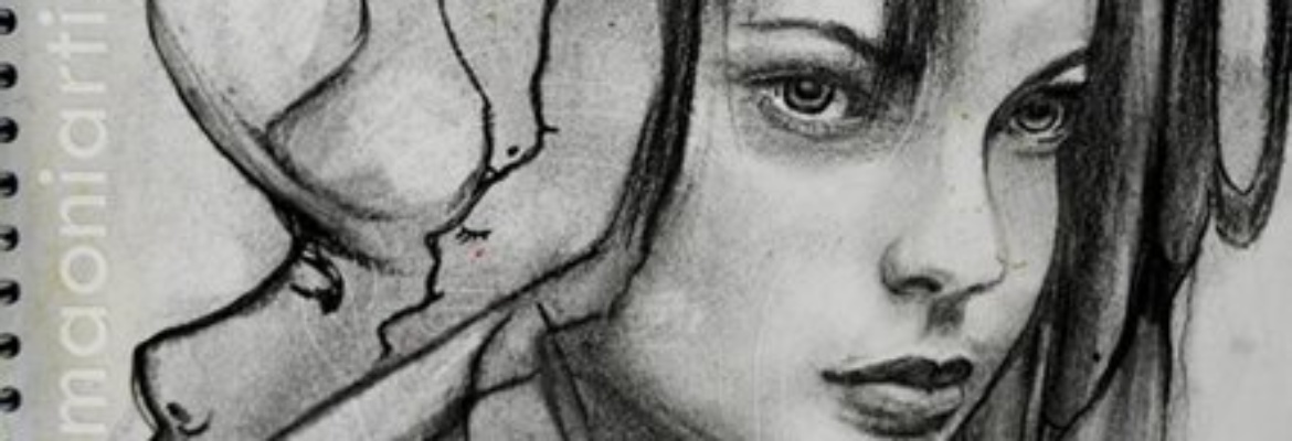 PORTRAIT FEMME FUSAIN SERPENT