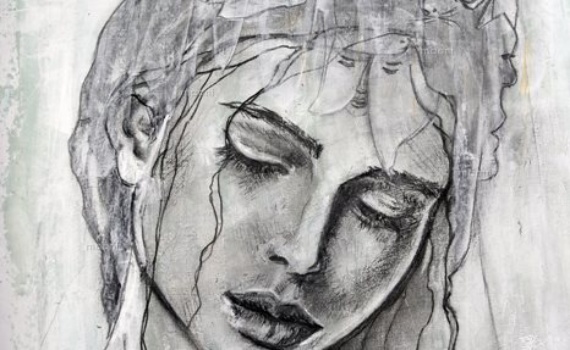 portrait femme douce crayon et fusain