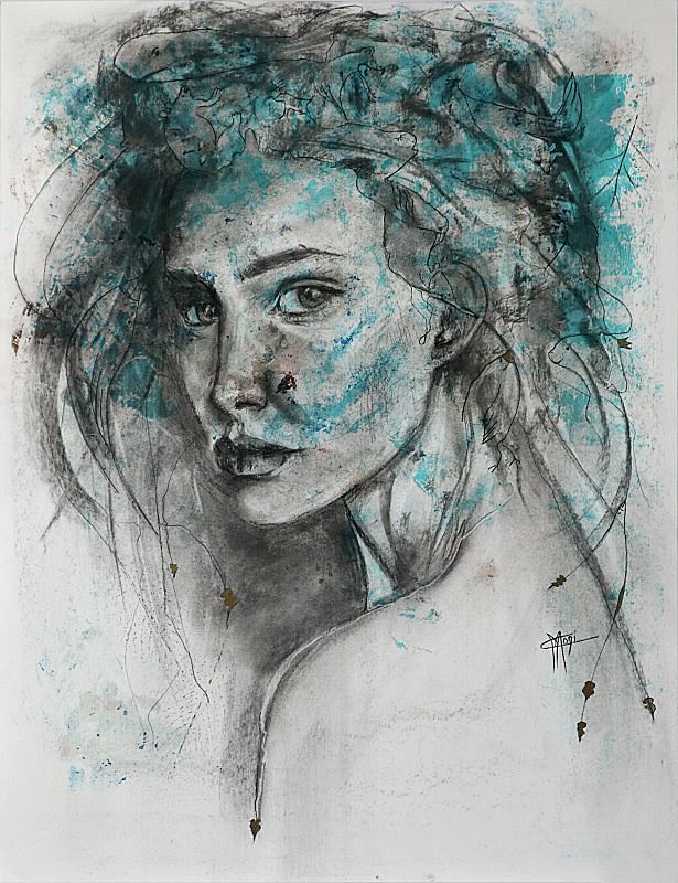 LI ANNE AUSSI MAONI 2020 02 PORTRAIT jeune femme au naturel entourée de feuillage et de personnages