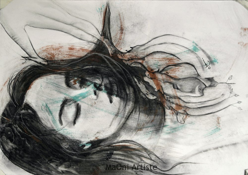 NEVER ALONE MAONI 565x800