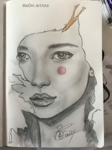 Portrait de jeune fille MAONI 2020 