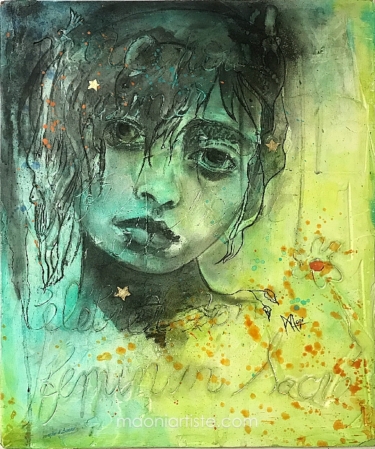 Peinture sur bois représentant une jeune fille en questionnement à propos du féminin sacré 