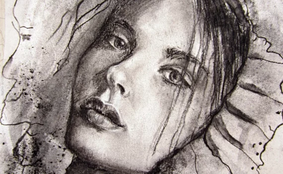 Portrait fusain style ancien d'une jeune femme mystique avec un capuchon sur la tête : Les mystères d'Agora - 2015 - Maoni - Fusain