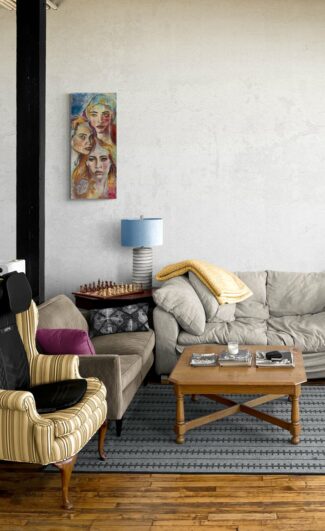 peinture originale l'age sage présentée dans un intérieur